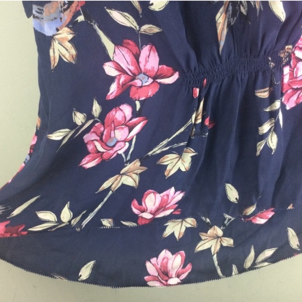Joie Crisbell 100% Silk Floral Blouse Navy Pink Ruffle Sleeve Top L - Picture 7 of 12